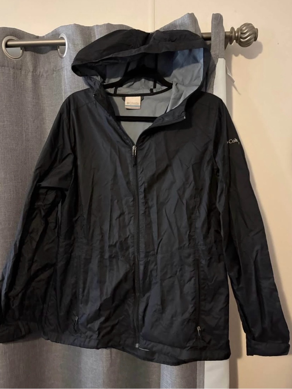 Columbia rain jacket